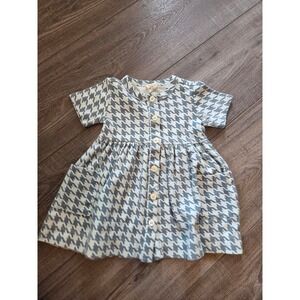 Kate quinn baby girl dress 3-6 mos